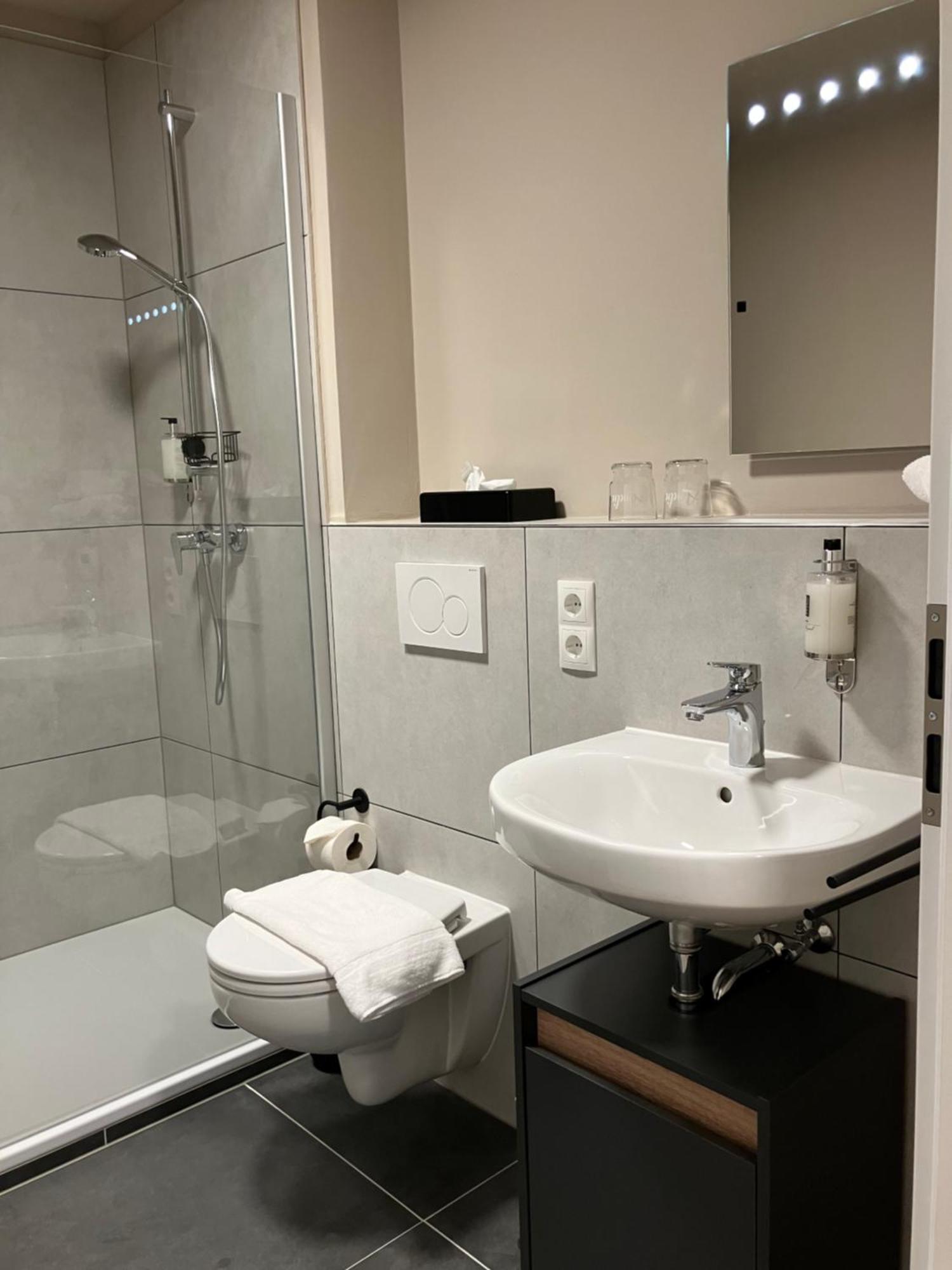 Amelie No 3 Hotel & Appartements Schweigen-Rechtenbach Eksteriør billede